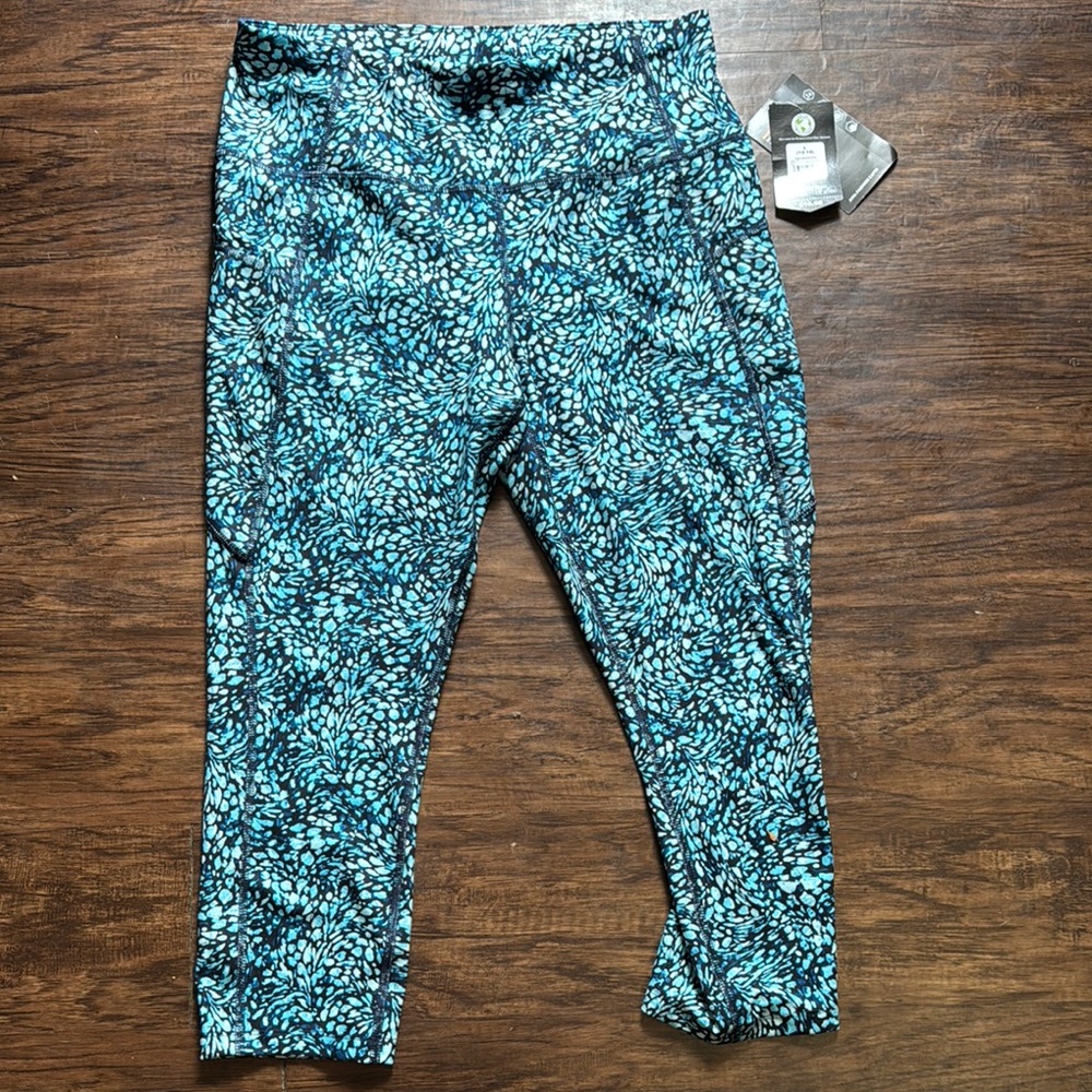 Avia Blue and Black Leggings with Dynamic Pattern